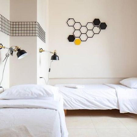 Ourplace Nachalat Binyamin 텔아비브 외부 사진