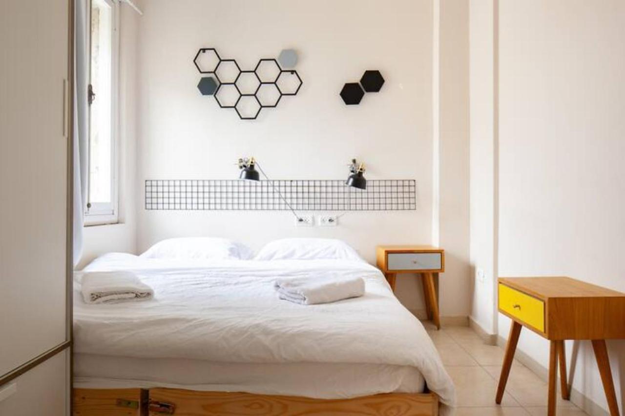 Ourplace Nachalat Binyamin 텔아비브 외부 사진