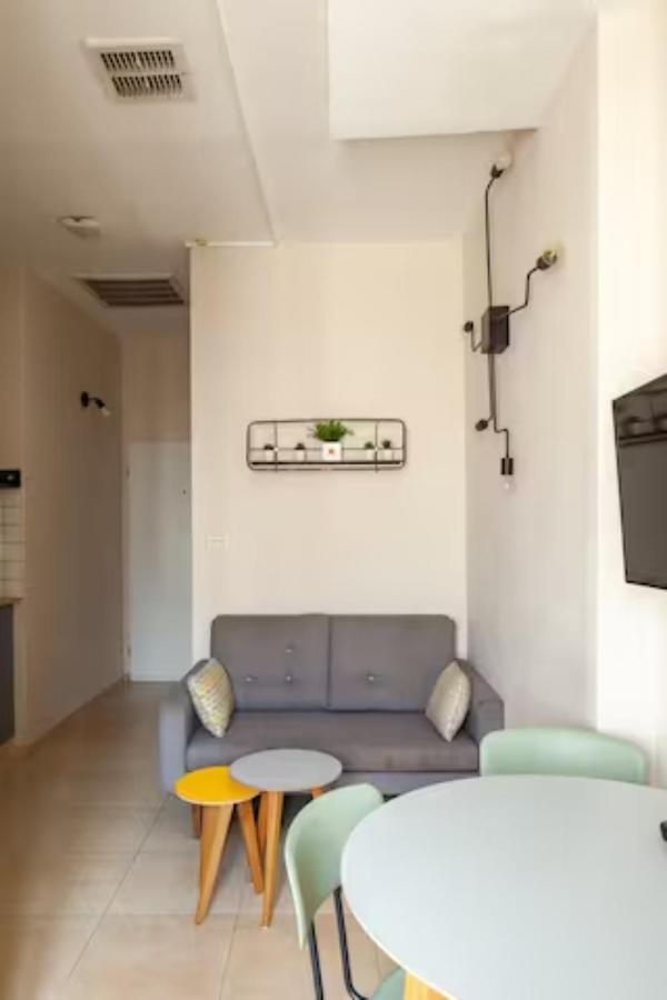 Ourplace Nachalat Binyamin 텔아비브 외부 사진