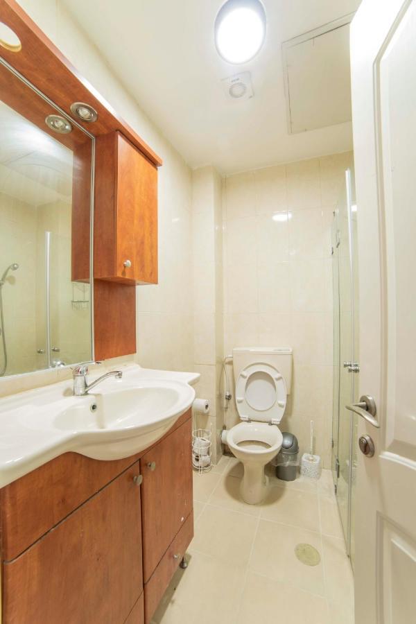 Ourplace Nachalat Binyamin 텔아비브 외부 사진