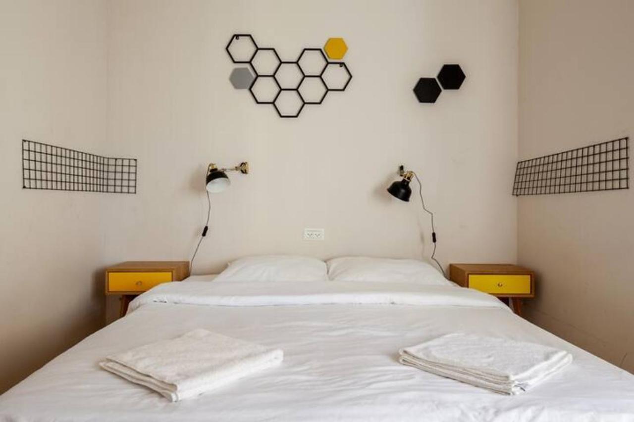 Ourplace Nachalat Binyamin 텔아비브 외부 사진